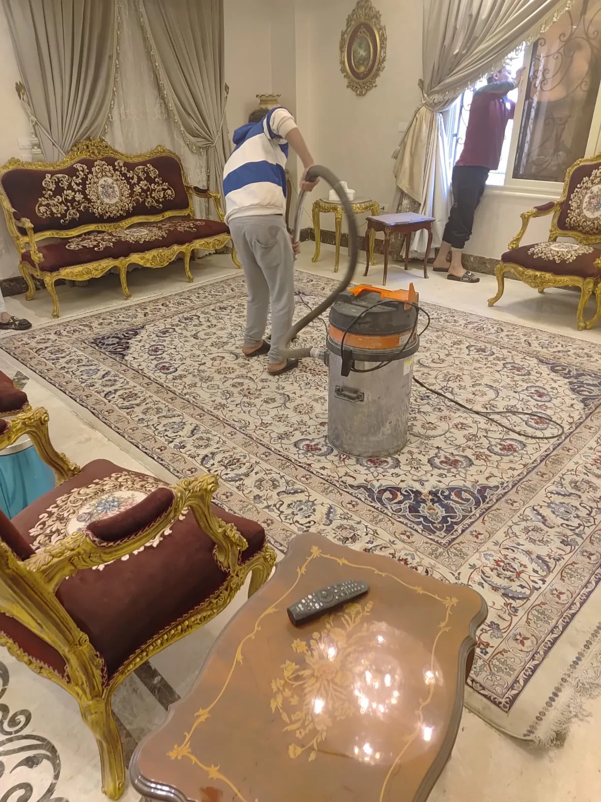 تنظيف عميق للشقق والفلل